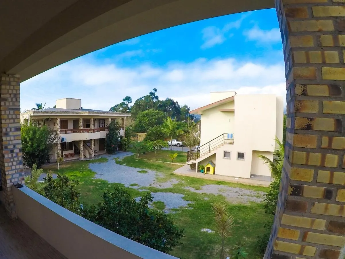 Konukevi Residencial De Cesaro Otel Garopaba Brezilya