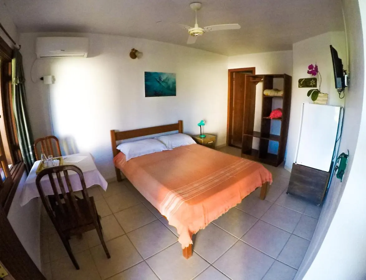 Residencial De Cesaro Otel Garopaba Brezilya